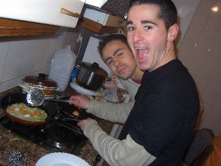 20051130192531-jiji.jpg