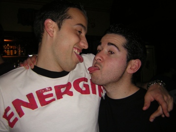 20060222184956-bolo1.jpg